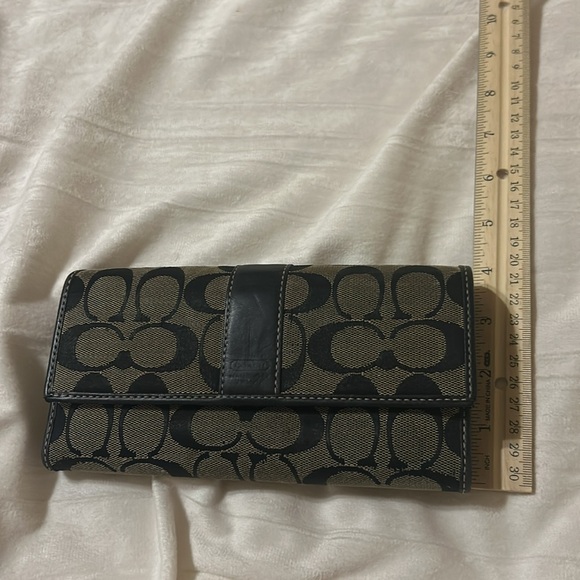 Coach Black & Brown Wallet Clutch - Picture 15 of 17